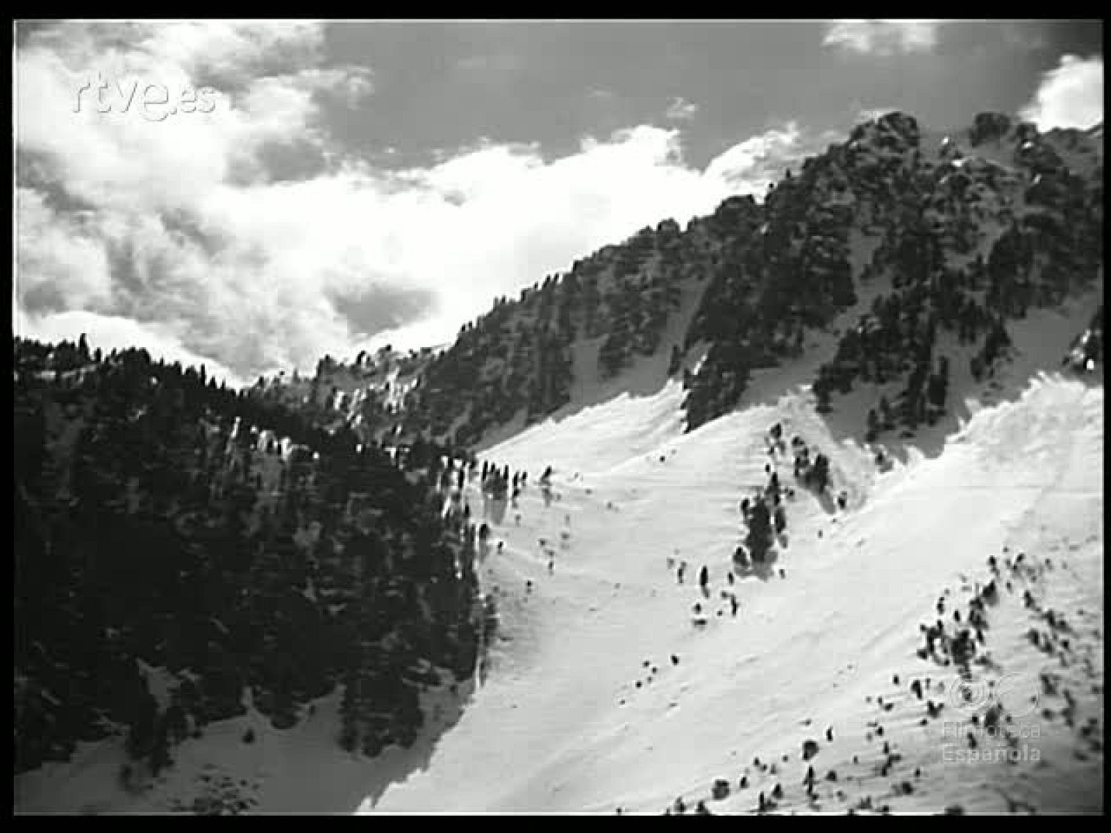 EN BRAZOS DEL PIRINEO - Revista Imágenes | Ver