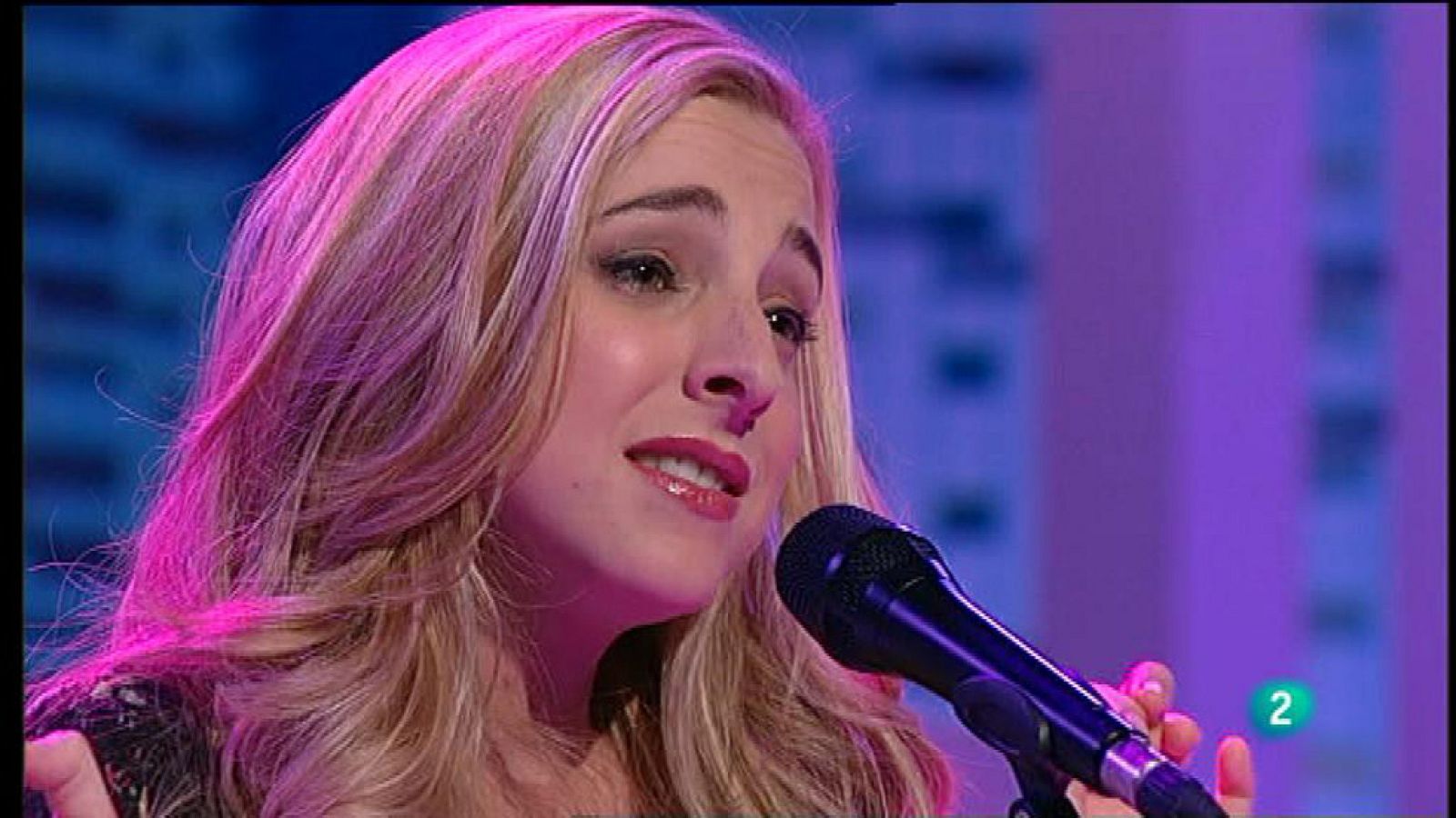 Para Todos La 2 - Actuación - Anna Moliner, "Glass"