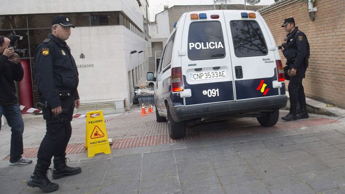 Telediario 1 - Según la policía los Romanones actuaban como una secta
