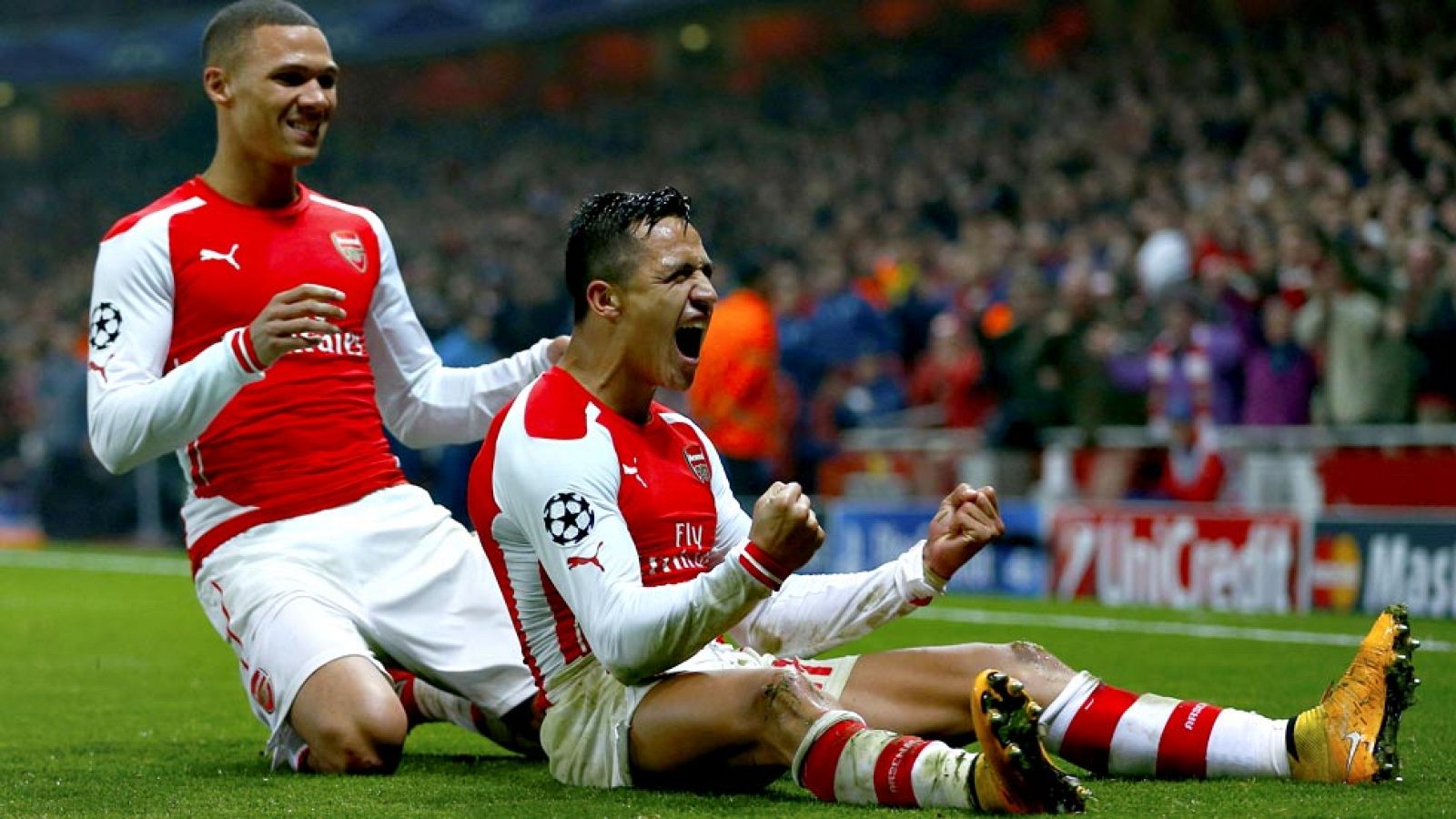 El Arsenal, con tantos de Alexis Sánchez y Yaya Sanogo, se reencontró hoy con la victoria tras imponerse con un contundente 2-0 al Borussia Dortmund y selló su pase a los octavos de final de la Liga de Campeones.