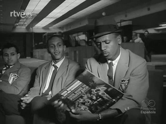 Revista Imágenes - II JUEGOS ATLETICOS IBEROAMERICANOS EN MADRID