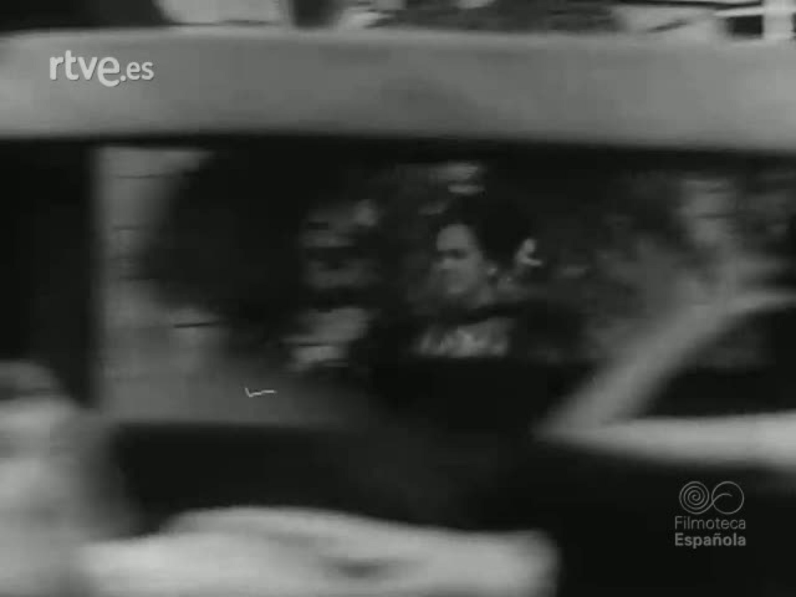 PAISES EN MINIATURA - Revista Imágenes | Ver