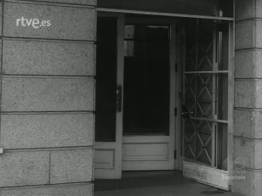 Revista Imágenes - AL CORRER DE LAS HORAS