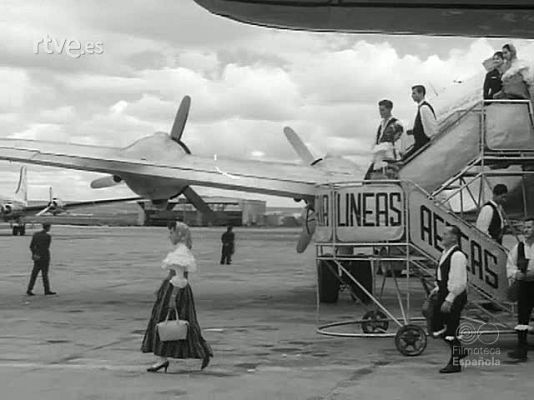 Revista Imágenes - DANZA Y CANCION. I DEMOSTRACION SINDICAL