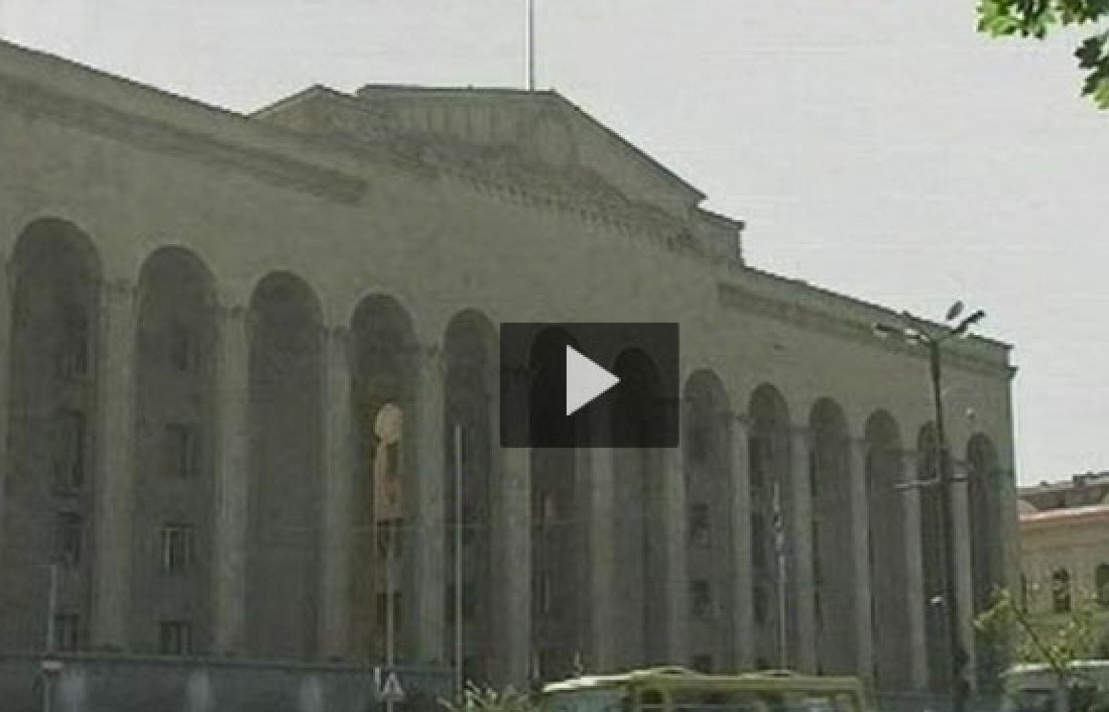 Un militar español dirigirá las operaciones de protección de pesqueros en aguas de Somalia | Ver