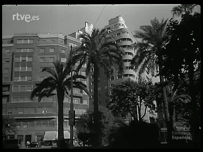 LUZ Y ARTE EN BARCELONA - Revista Imágenes | Ver