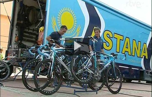  - Contador y su equipo, el Astana