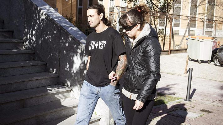 Telediario 1 - Dolor y conmoción entre los vecinos del hincha fallecido