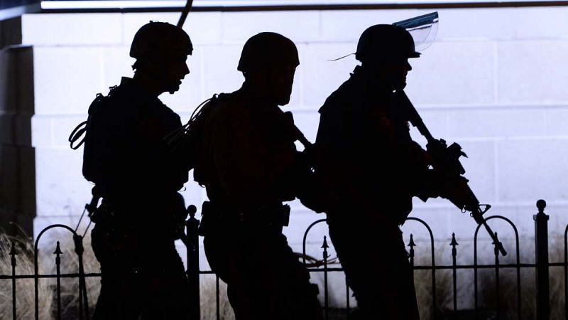 Obama propondrá que los policías lleven cámaras en su uniforme para reducir la tensión | Ver