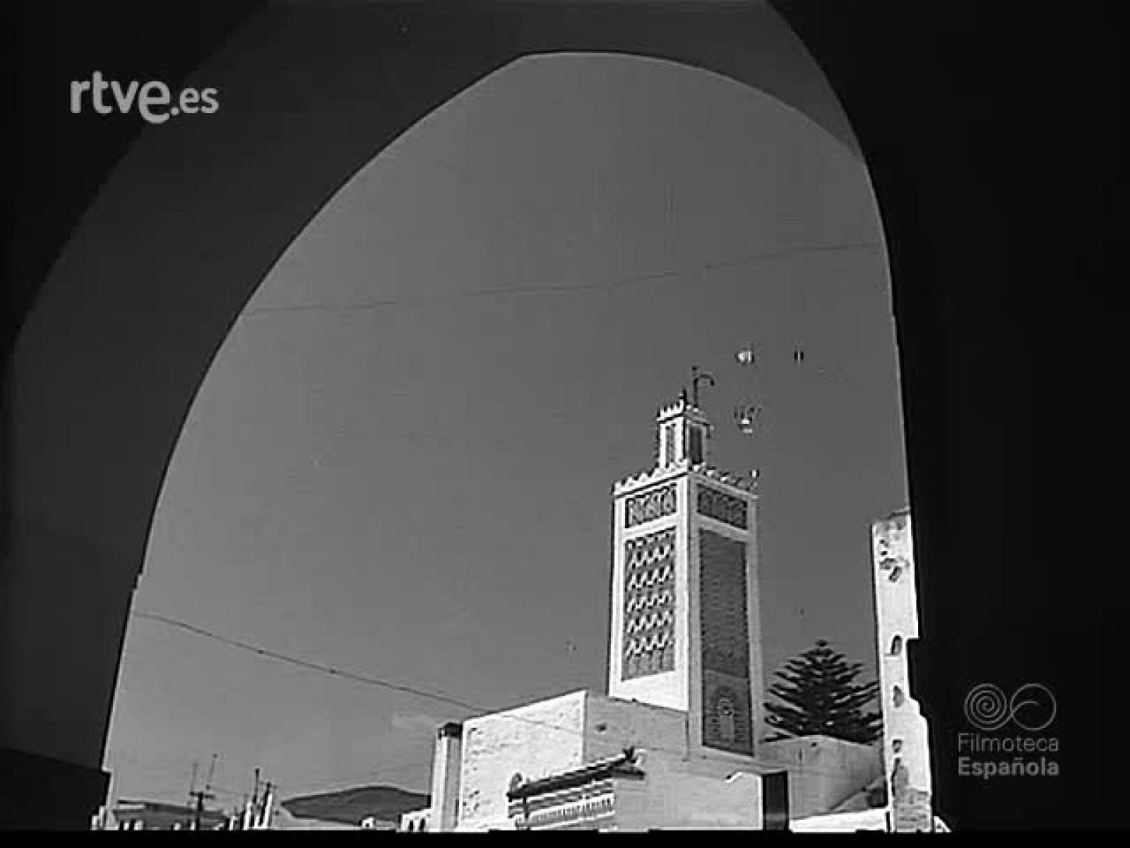BODA DE PRINCIPES.  MULEY EL HASSAN Y LA-LA FATIMA - Revista Imágenes | Ver