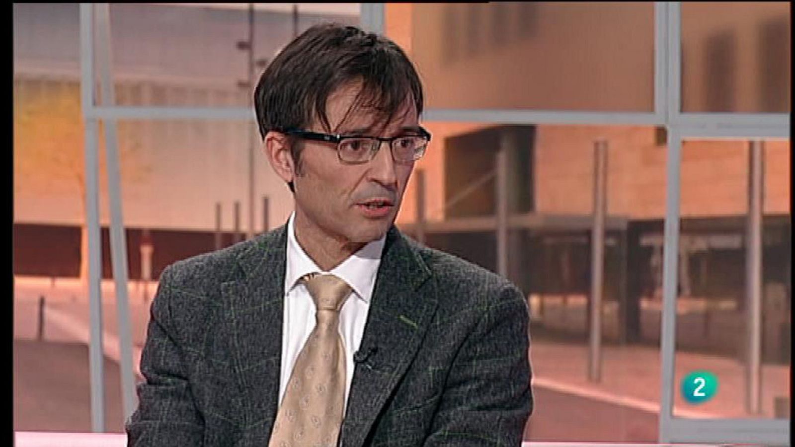 Para Todos La 2 - Entrevista Ignasi Calvera, director del programa de becas de "la Caixa"