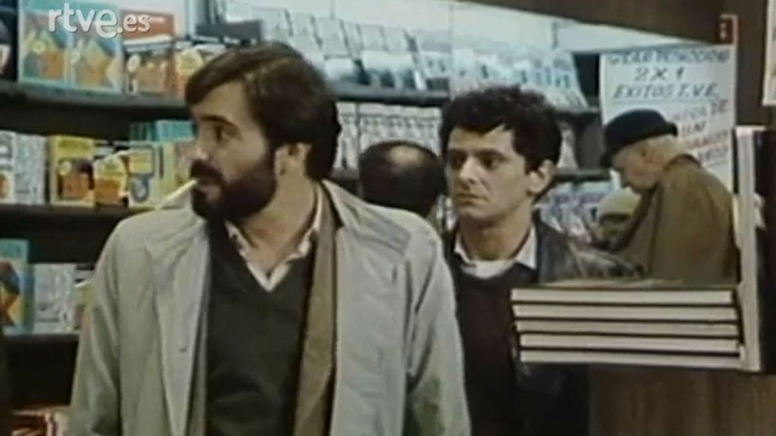 Página de sucesos - Camellos, caballos y monos