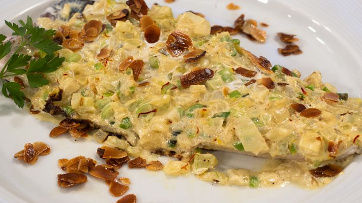 RTVE Cocina - Lubina con salsa de hinojo y azafrán