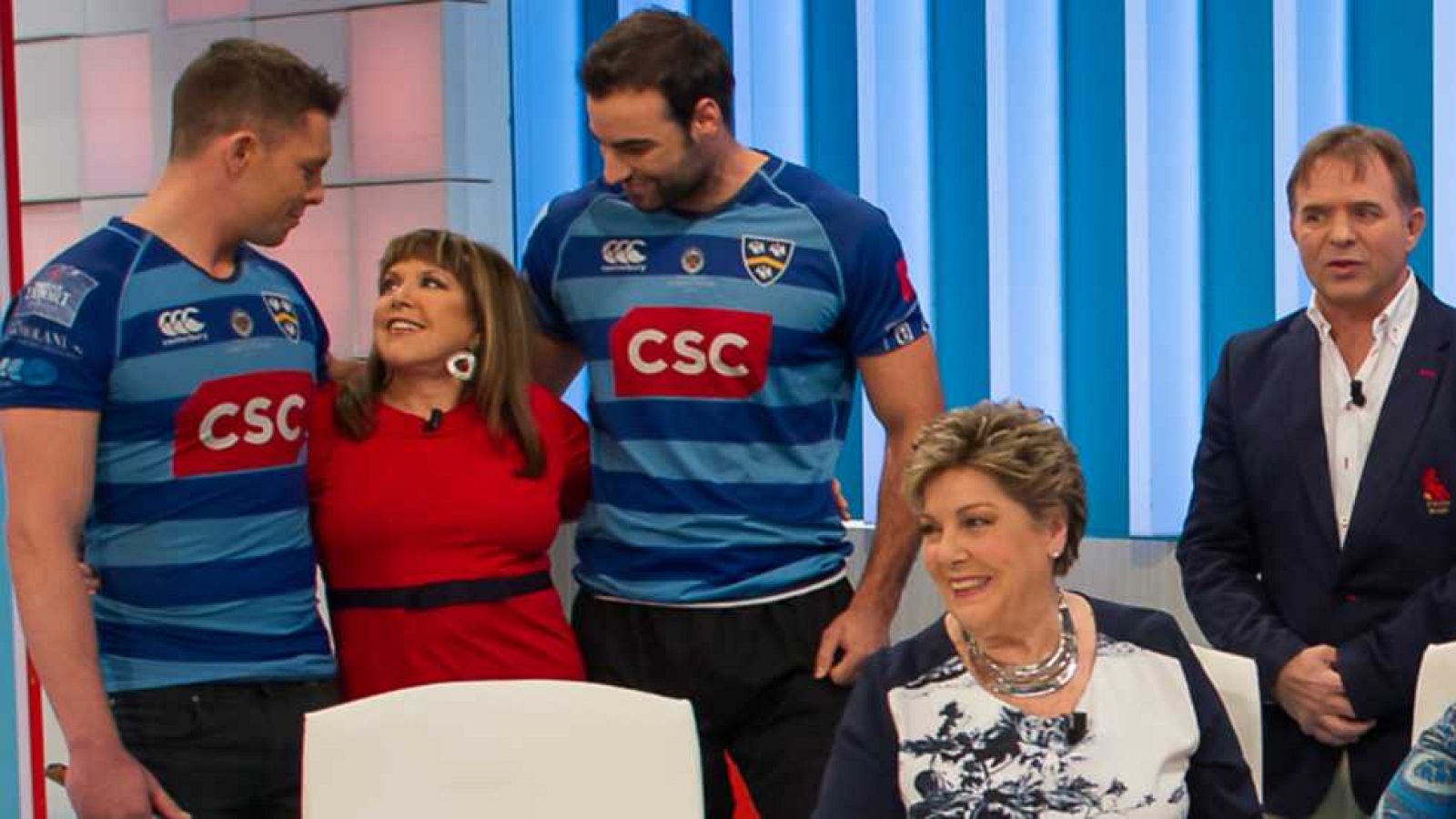 Amigas y conocidas - 03/12/14 - ver ahora