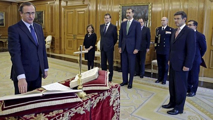 Telediario 1 - Alonso asume la cartera de Sanidad