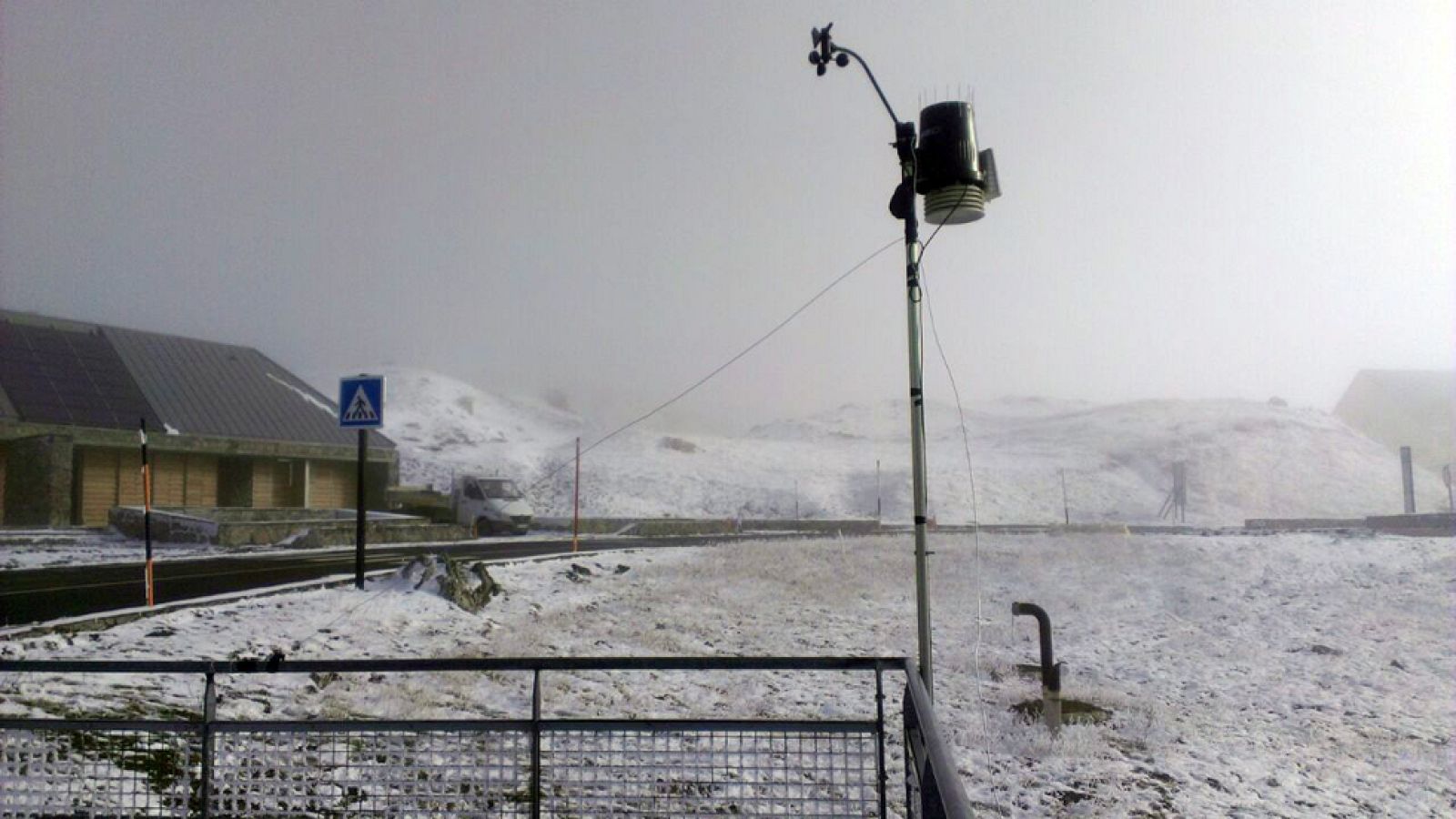 ¿Cómo se monta una estación meteorológica?