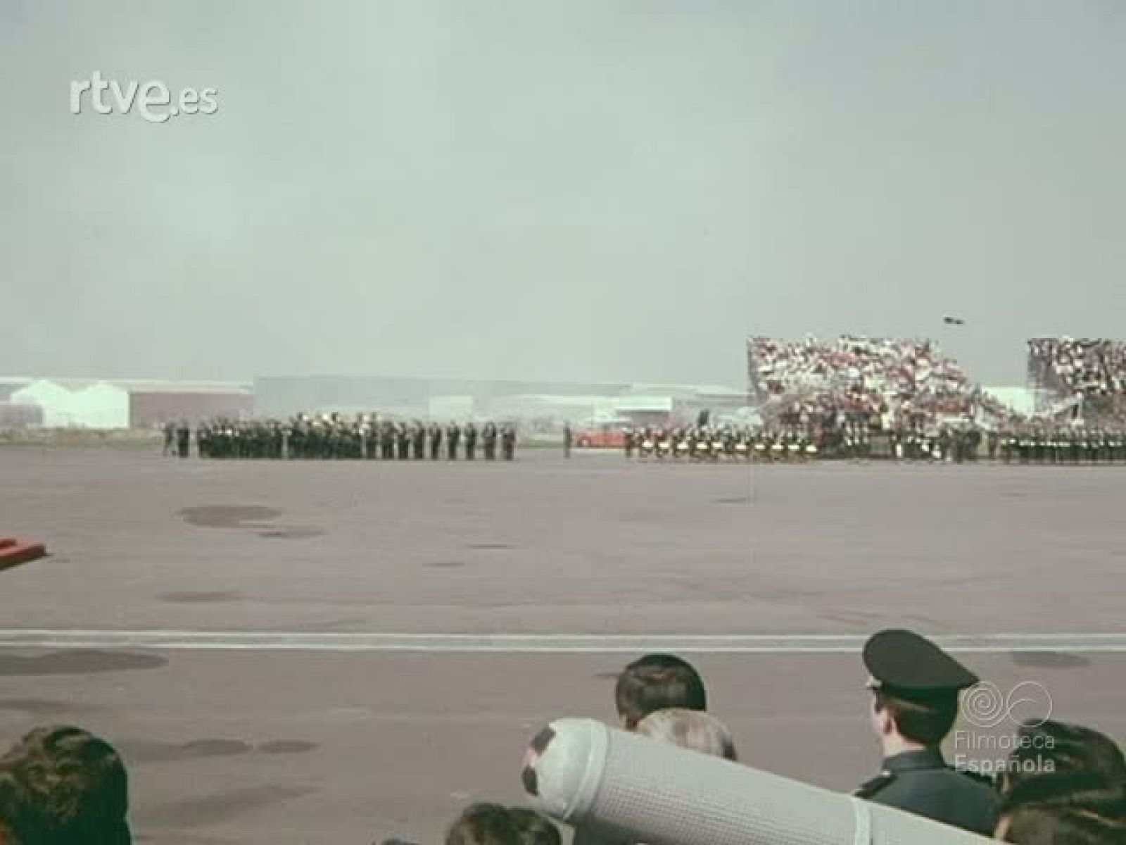 VIAJE DE LOS REYES DE ESPAÑA A MEXICO. DOCUMENTO - Documentales Color | Ver