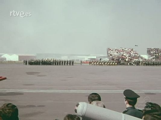 Documentales Color - VIAJE DE LOS REYES DE ESPAÑA A MEXICO. DOCUMENTO