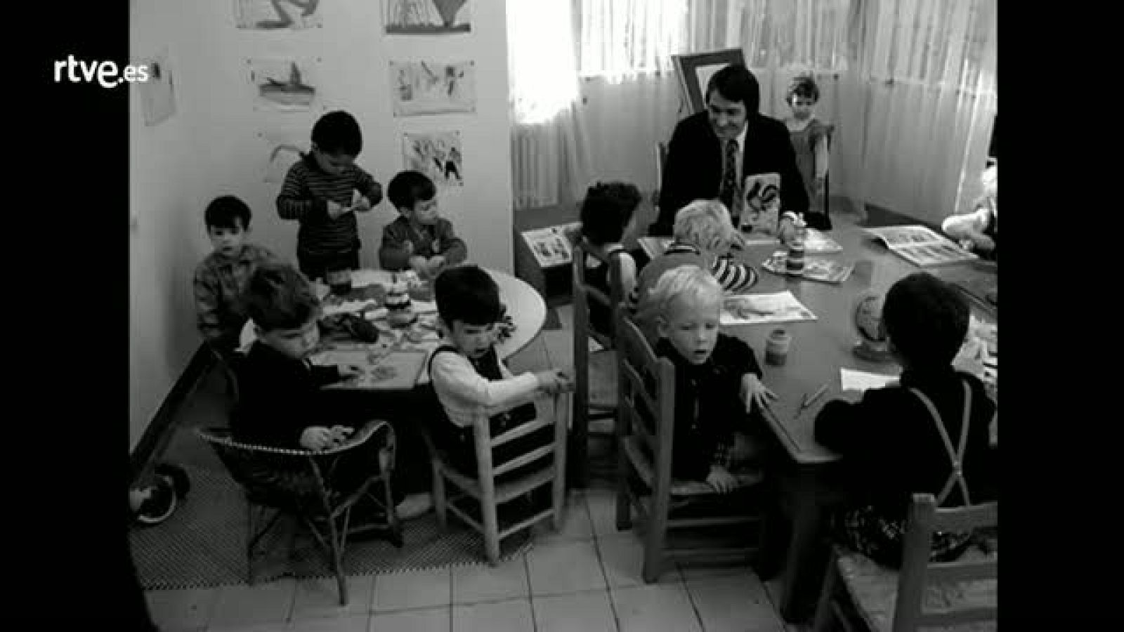 Música ligerísima - Nino Bravo canta "Como todos"