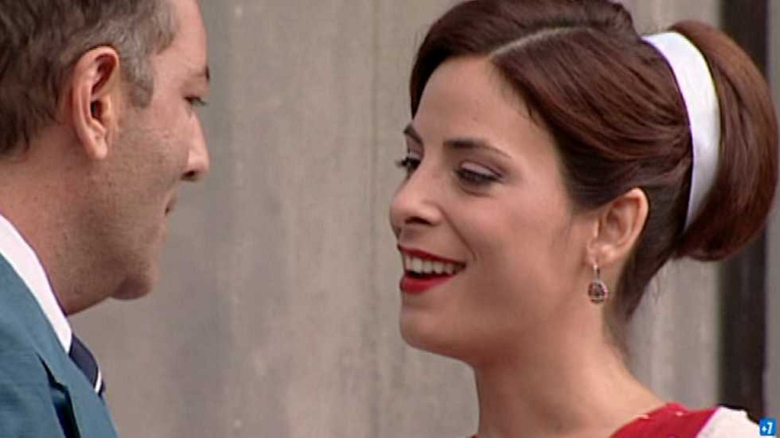 Amar en tiempos revueltos - T5 - Capítulo 4 - ver ahora