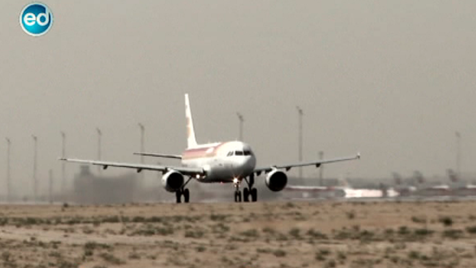 España Directo- Una furgoneta invade la pista de despegue de un vuelo en Barajas