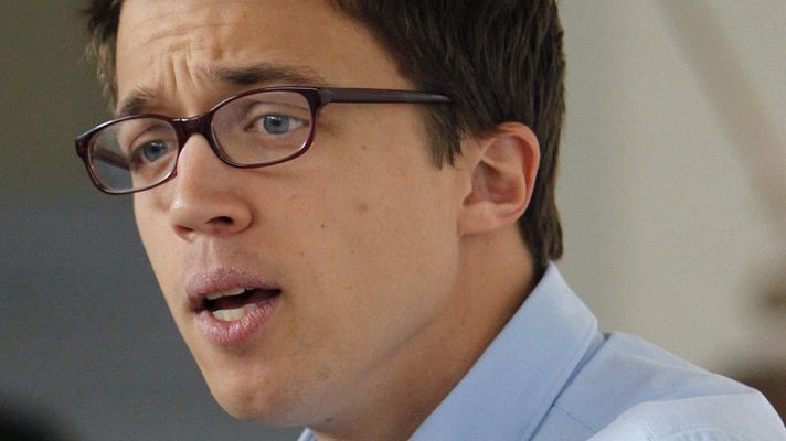 Telediario 1 - La Universidad de Málaga suspende cautelarmente de empleo y sueldo a Íñigo Errejón