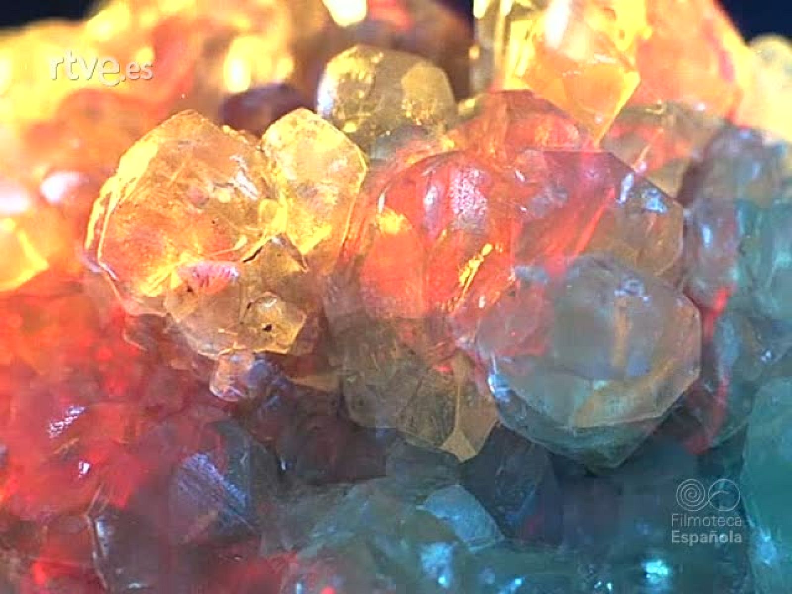 CRISTALIZACIONES - Documentales Color | Ver