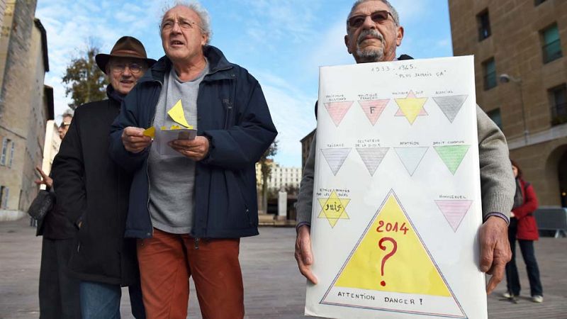 Polémica en Marsella por una nueva tarjeta sanitaria para personas sin hogar | Ver