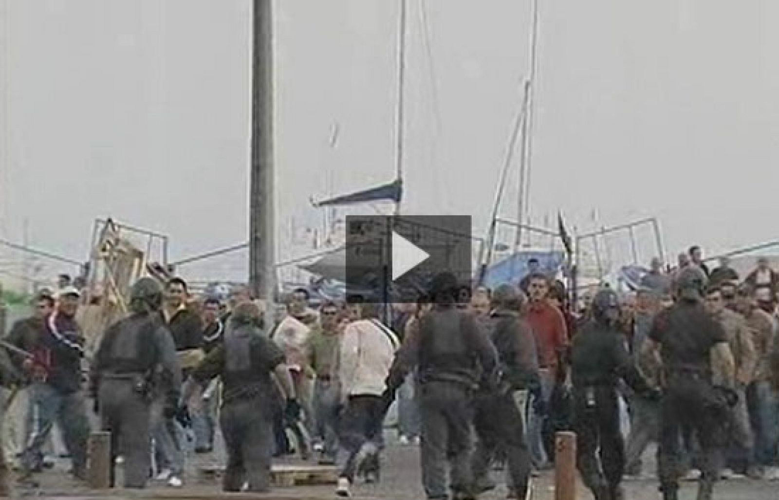 Enfrentamientos entre los mejilloneros gallegos | Ver