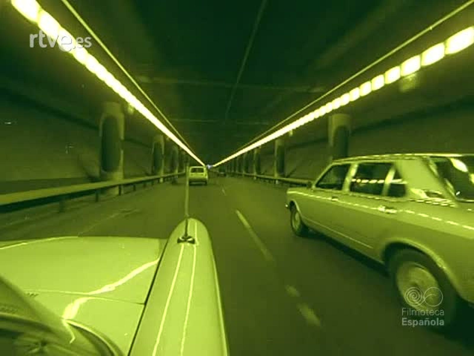 CINCUENTA AÑOS DE CAMPSA - Documentales Color | Ver