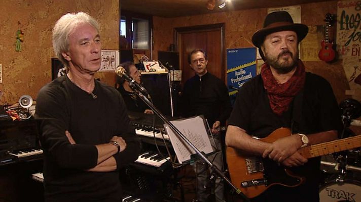 Telediario 1 - Homenaje a "Los Brincos" en el Teatro de La latina de Madrid