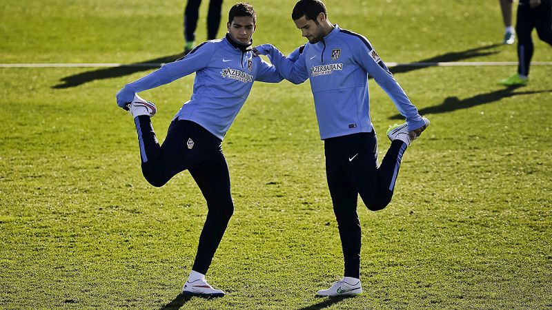El Atlético de Madrid ya está en Turín, donde se jugará el primer puesto de grupo de la Champions contra la Juventus este martes.
