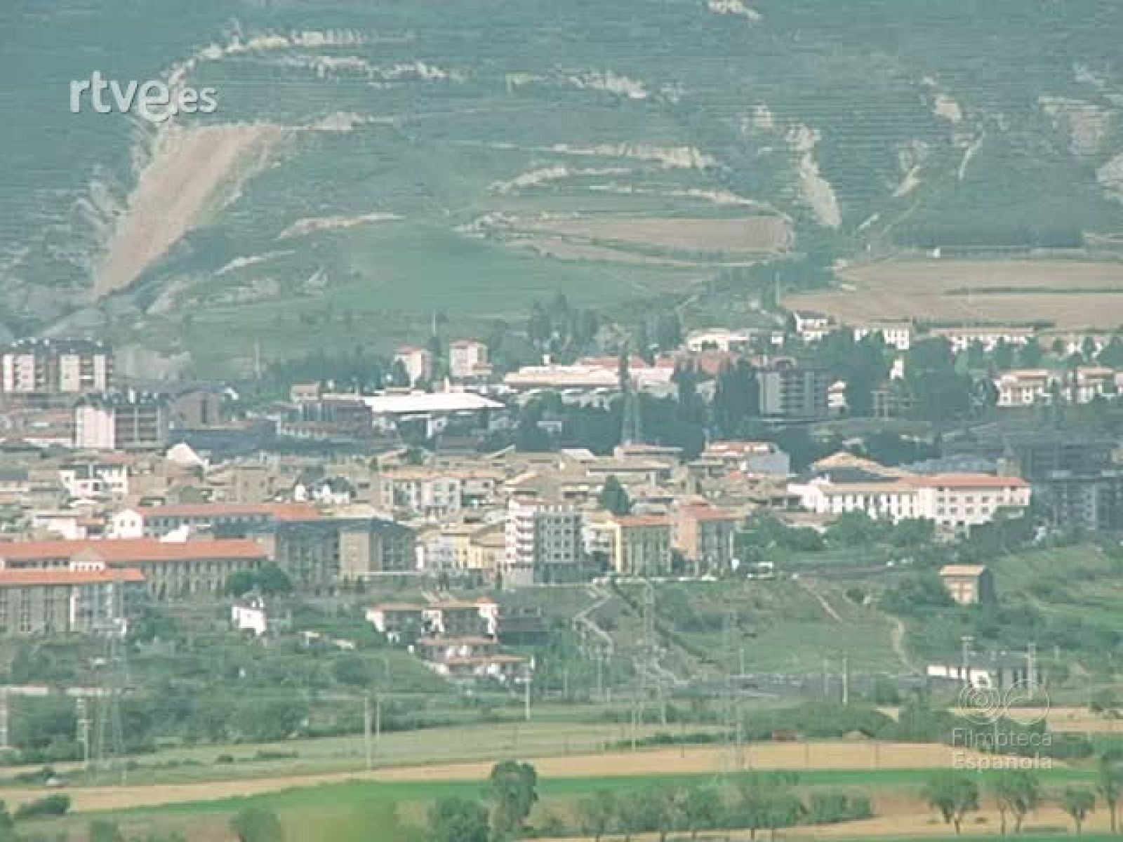 DANZAS DEL MUNDO EN LOS PIRINEOS - Documentales Color | Ver