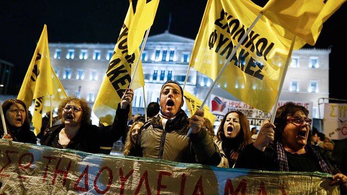 Telediario 1 - Syriza podría ganar unas elecciones generales en Grecia