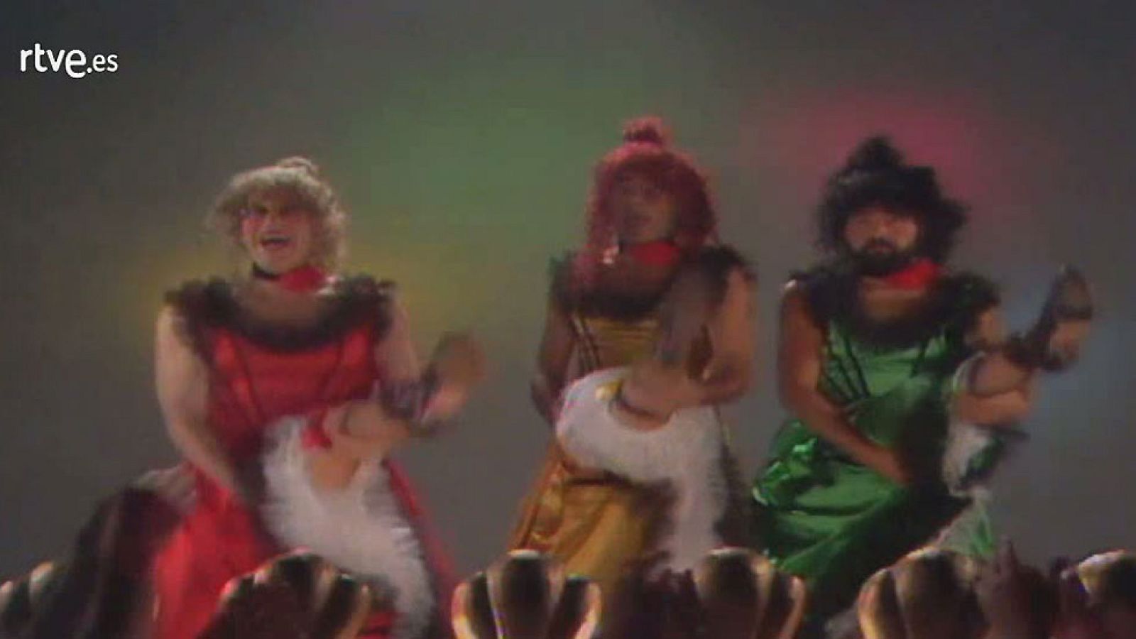 Para votar por este gag manda un SMS con el texto SONRISA TRINCA al 23001. 