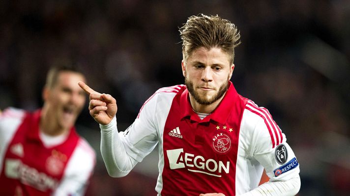Champions League - Ajax 4 - Apoel 0