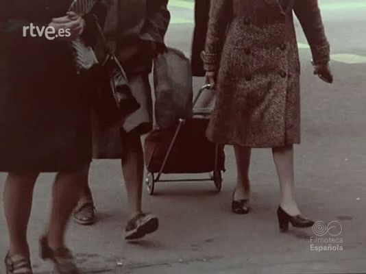 Documentales Color - HABITOS DE COMPRA