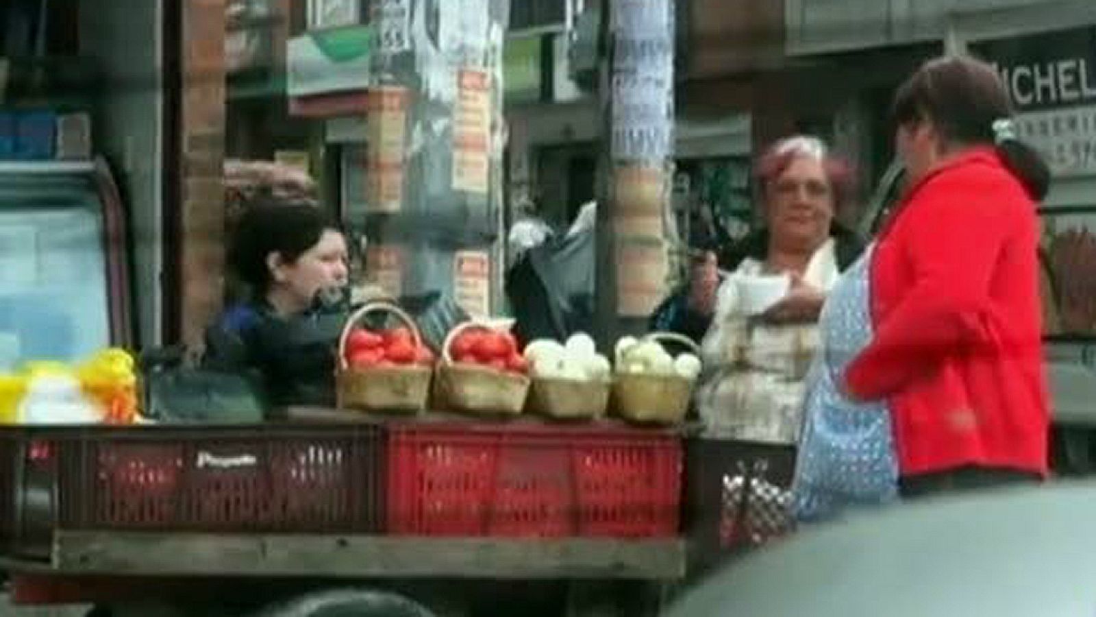 Detienen al 'clan de las fruteras', las narcotraficantes más antiguas de Bogotá | Ver