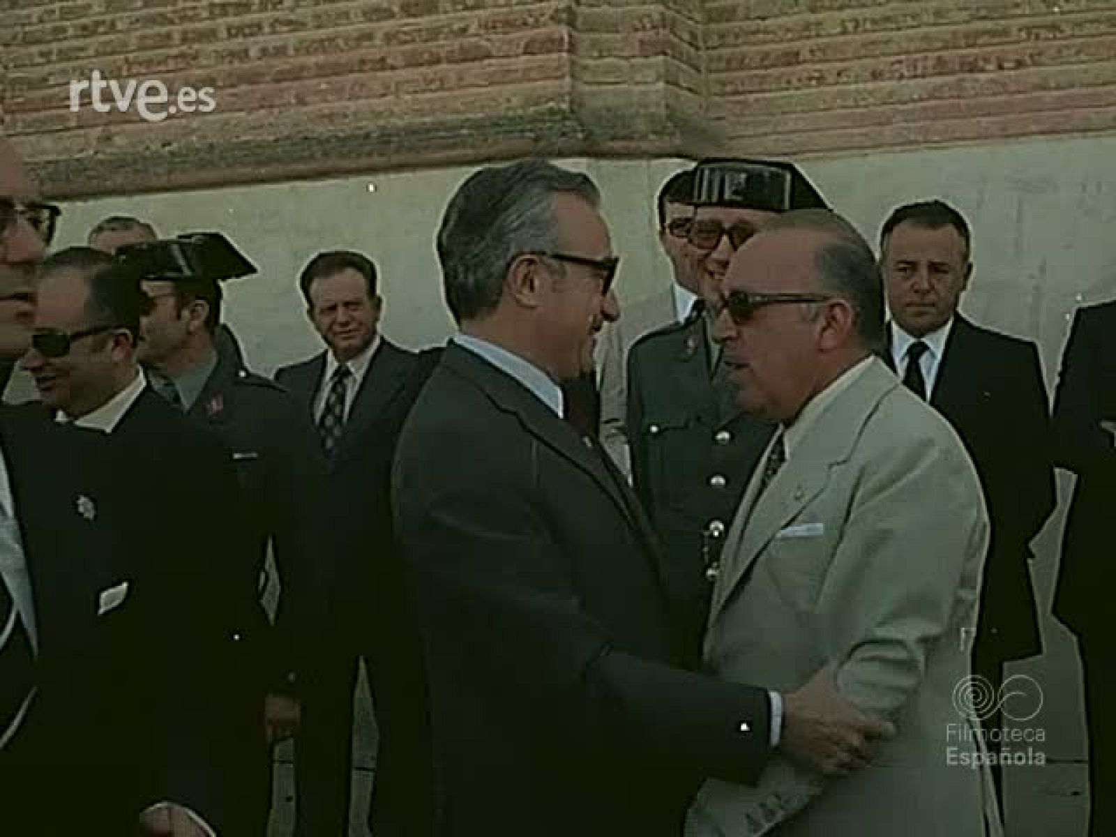 EL MINISTRO DE HACIENDA EN CORDOBA - Documentales Color | Ver