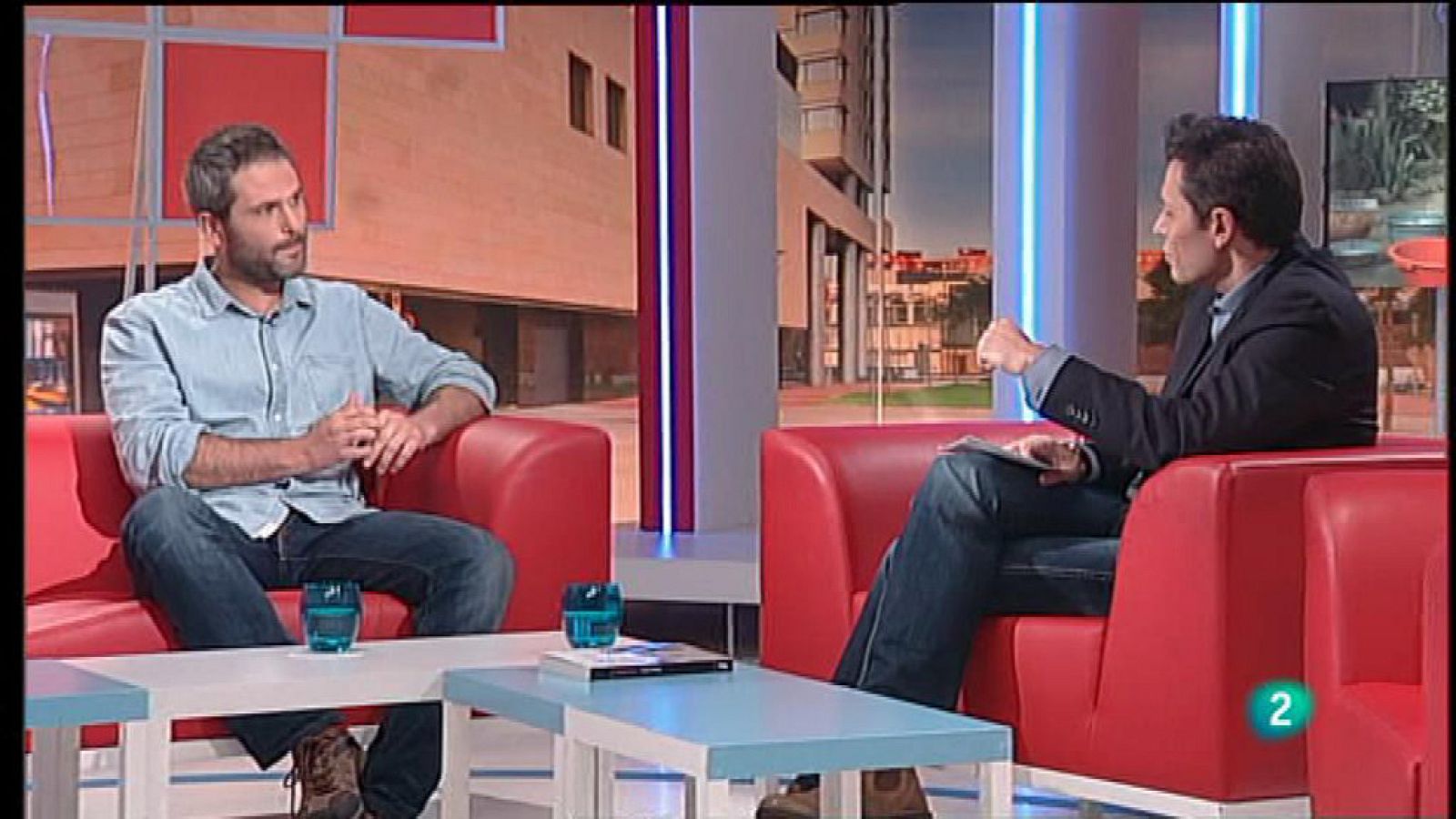 Para Todos La 2 - Entrevista:  Xavier Aldekoa, "Océano África"