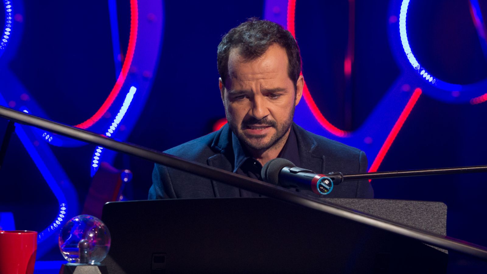 Monólogo y canción de Ángel Martín