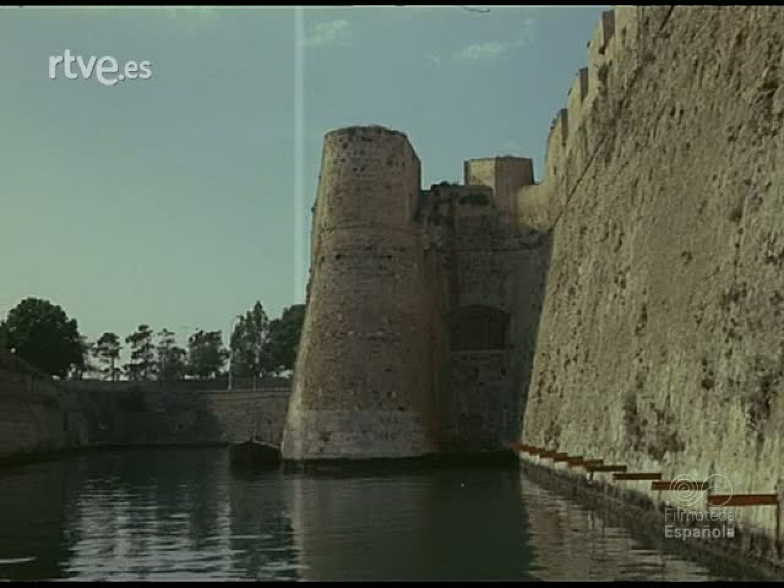 PIEDRAS QUE RENACEN - Documentales Color | Ver