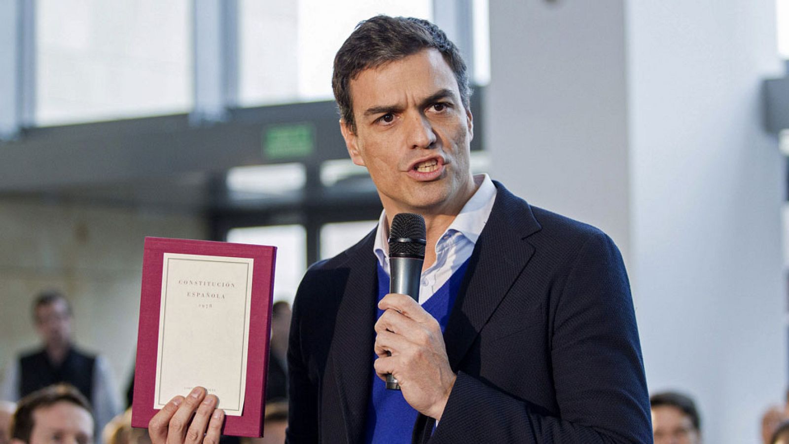 El líder de los socialistas vuelve a defender la reforma de la Constitución