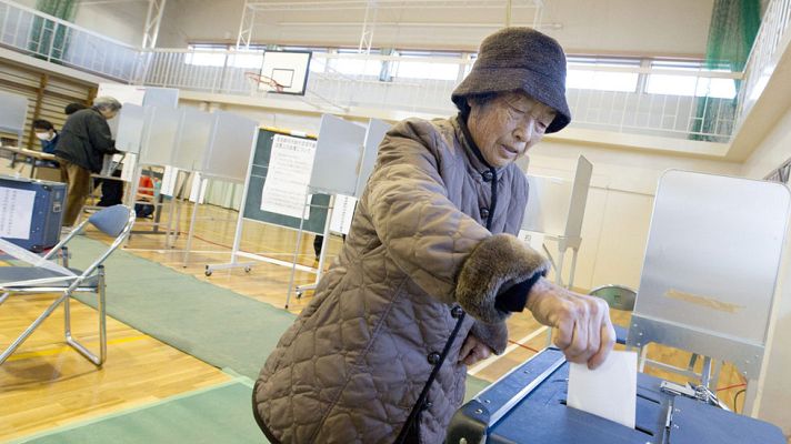 Telediario 1 - Telediario Matinal en 4' - 14/12/14