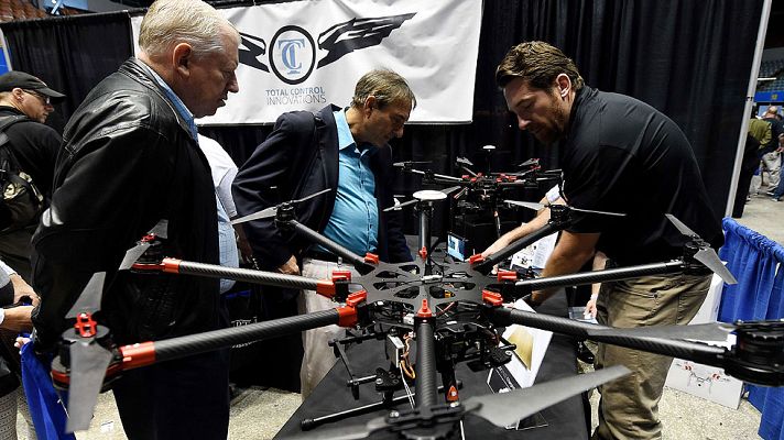 Informativo 24h - Los Ángeles acoge la primera feria mundial sobre drones