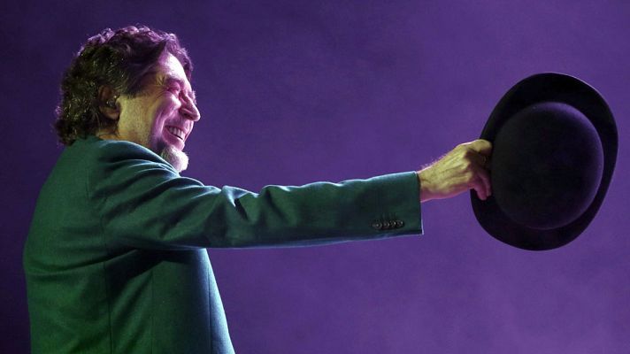 Telediario 1 - Joaquín Sabina recuperado tras interrumpir su concierto ayer