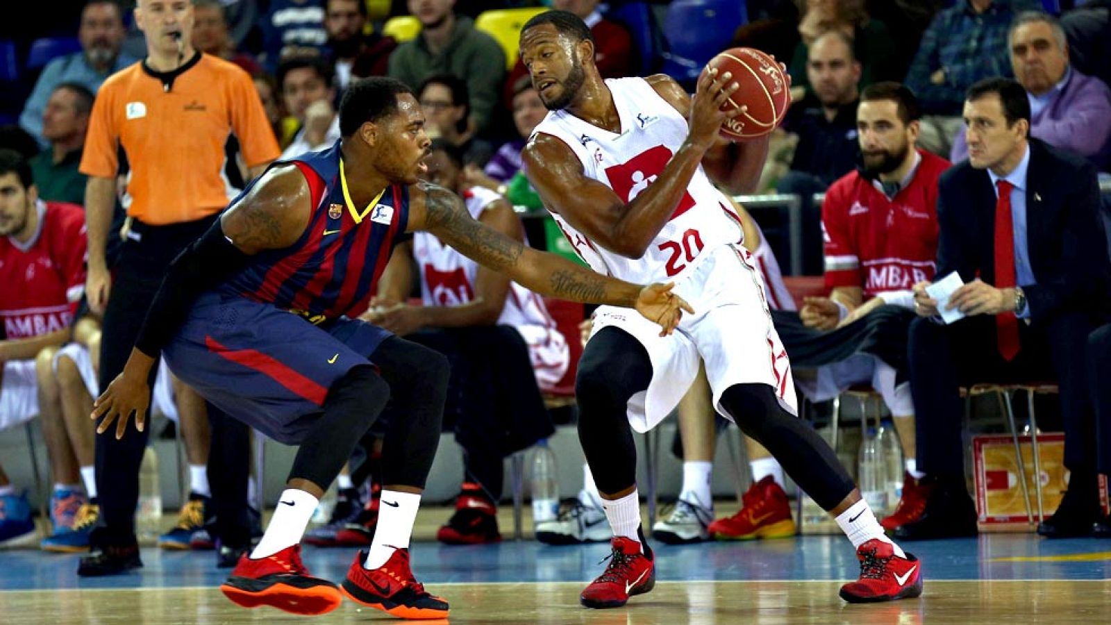 Pese a las lesiones, Peiss (29 valoración), Hezonja (20 y dos mates de concurso) y Huertas dieron un paso al frente y el Barça lo notó, con un amplio triunfo frente al CAI Zaragoza (90-67).