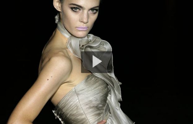  - Desfile íntegro de Hannibal Laguna