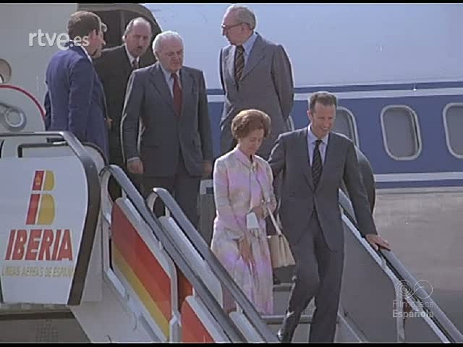 LOS REYES DE BELGICA EN ESPAÑA - Documentales Color | Ver