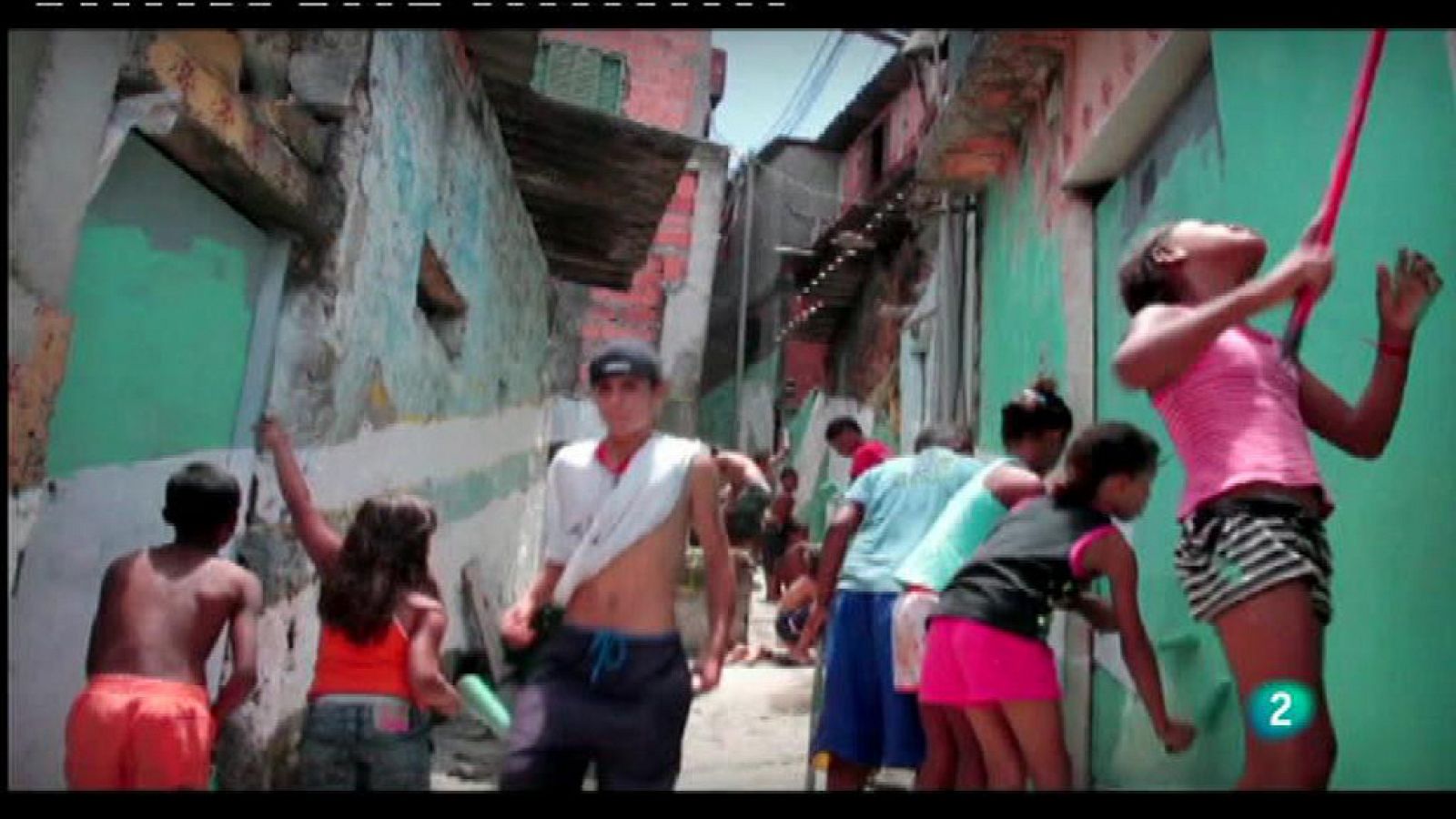 Para Todos La 2 - Vídeo: Boa Mistura / Arte urbano